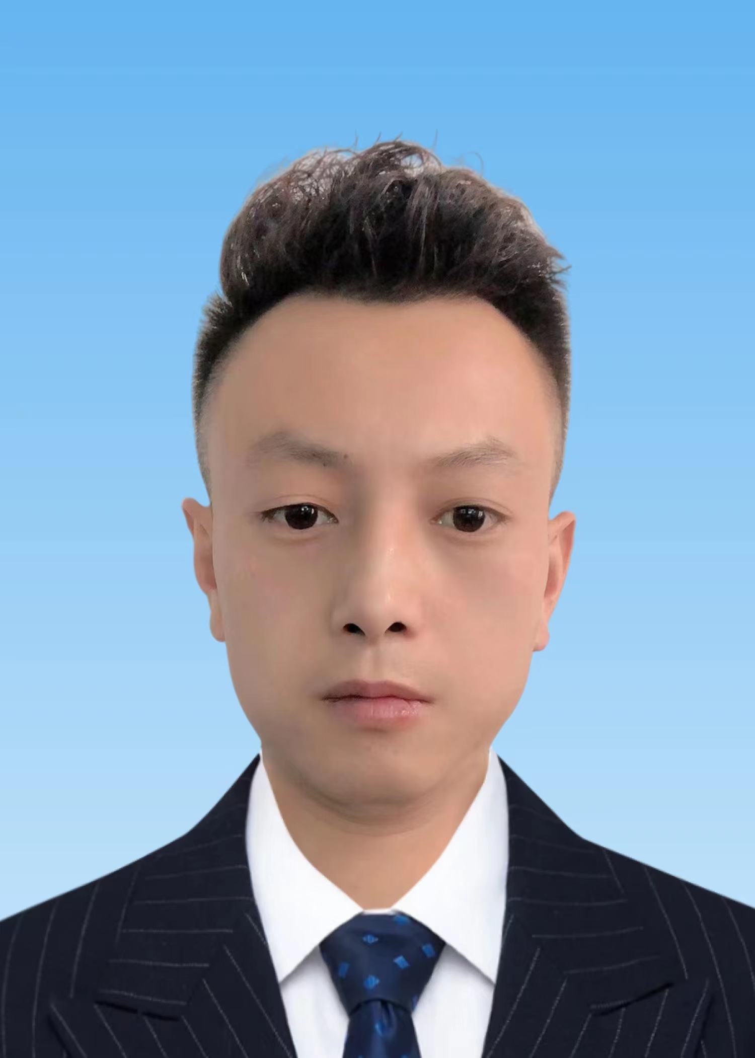 工作人员 徐俊航.jpg